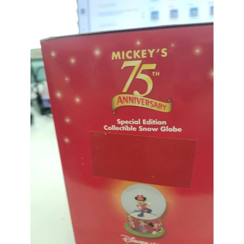 Disney Mickey Mouse 75th Anniversary Special Edition Snow Globe Disney Store NIB